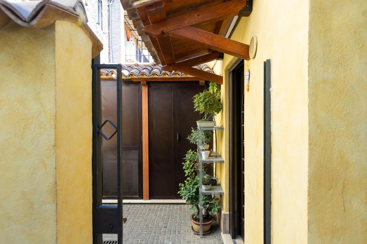 مونتيروتوندو Casa Orsini, B&B And Winery المظهر الخارجي الصورة